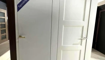 Ajtógyár / Kilincsgyár Áruház Óbuda - Fürdő U. 2
