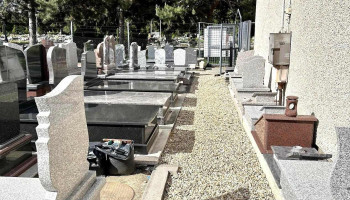Bo-Va Gránit Kft. - Városi Köztemető 4-Es Bemutató Terület