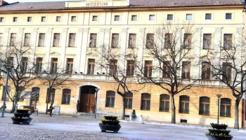 Damjanich János Múzeum - Kossuth Tér 4
