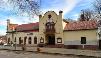 Dokk - Dombóvári Közösségi Központ - Kossuth Lajos U. 69