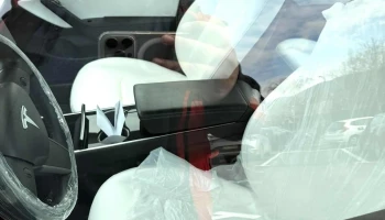 Duna Autó Tesla Karosszéria Javító - Budapest