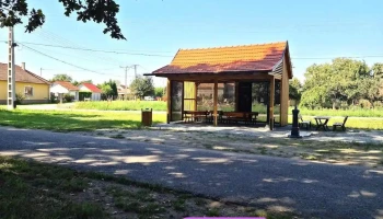 Kerékpáros pihenőhely -Szabadkígyósi kastély - Szabadkígyós