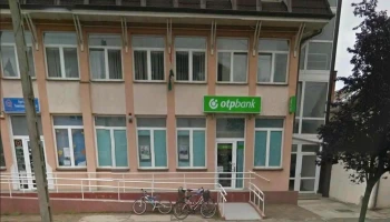 Otp Bank - A pénztár szerdán zárva tart. - Árpád Tér 6