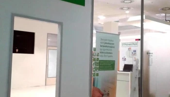Otp Bank (köki Terminál) A korlátozott működésű pénztár a fiókzárás előtt két órával korábban zár. - Vak Bottyán U. 75-a-c