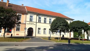 Szentgotthárdi Móra Ferenc Városi Könyvtár és Múzeum - Széll Kálmán Tér 2