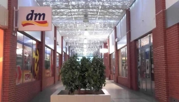 Városkapu Üzletház Spar Százhalombatta - Városkapu Út 2/a