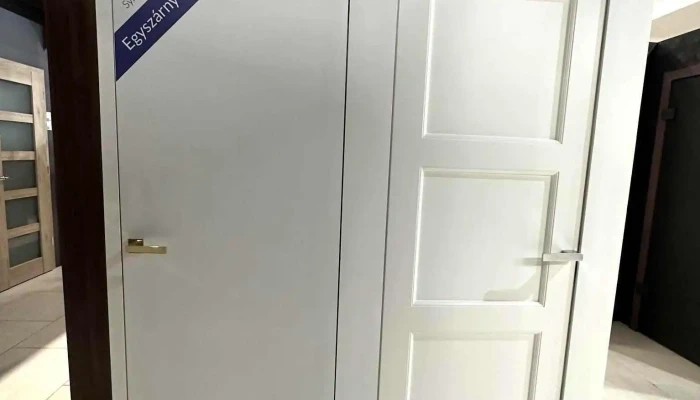 Ajtógyár / Kilincsgyár Áruház Óbuda - Fürdő U. 2
