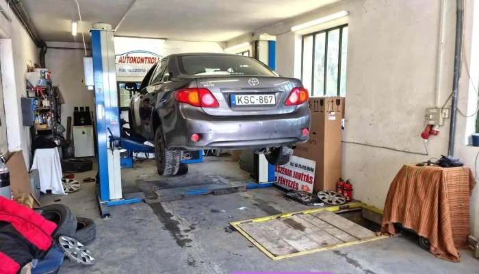 Autokontroll 2000 Karosszeria Javito Muhely Karosszeria Lakatosfenyzo Alvazvedelemgumisgumiszervizjegkar Javitas Muhely - Budapest