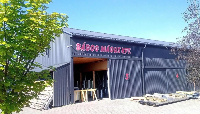 Badog Magus Tetőfedesi Kellekek Boltja - Veszprém