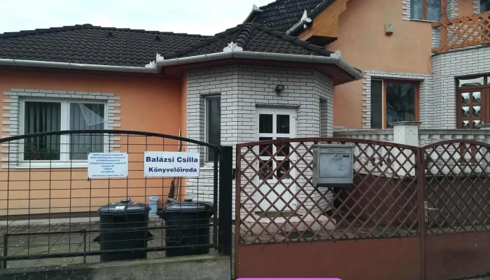 Balázsi Csilla - Vörös Hadsereg U. 23/c