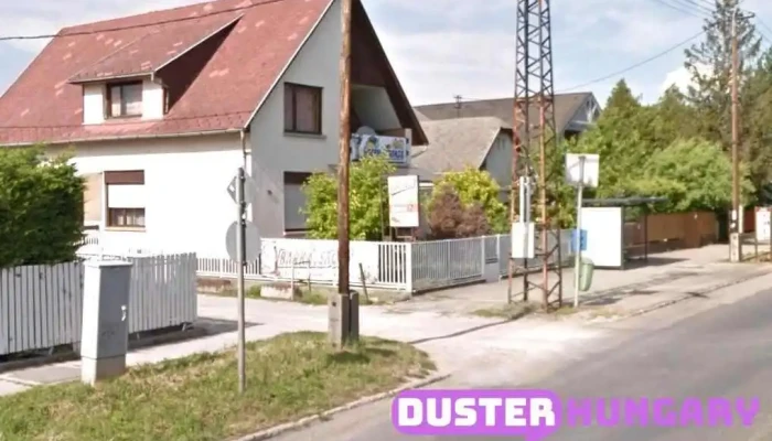 Barkacsbolt Gepkolcsonzes Gepi Foldmunka Es Foldmeres A Tulajdonostol - Balatonkenese