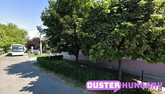 Bátaszéki Református Missziói Egyházközség - Szent István Tér 6