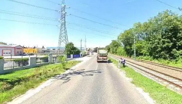 Bl Plaszt Kft Osszes - Pomáz