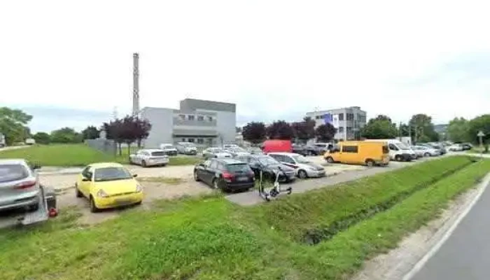 Bm Repair -    Fenyezes Nelkuli Horpadas Es Jegkar Javitas Utcakep Es 360deg - Budapest
