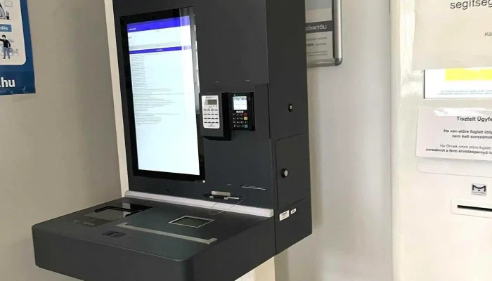 Csepregi Kormányablak - Széchenyi Tér 27