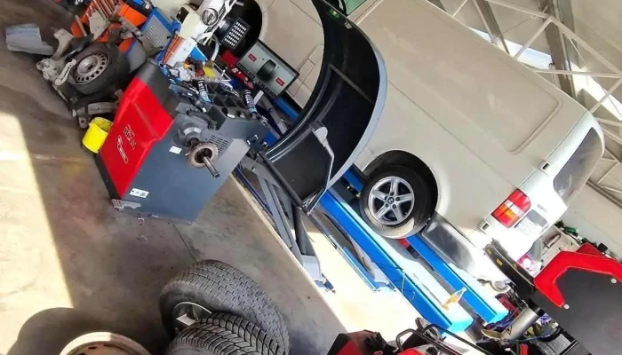 Csoh Szerviz Kft. Gumiszerviz- Autoszervíz - Kőrösi Út 48