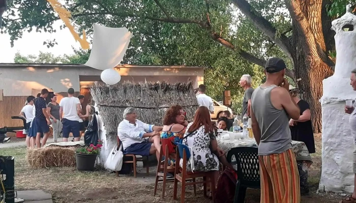 Danko Pista Muvelodesi Haz Es Konyvtar Szatymaz - Szatymaz