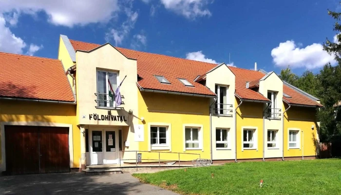 Dombóvári Földhivatal - Jókai U. 18