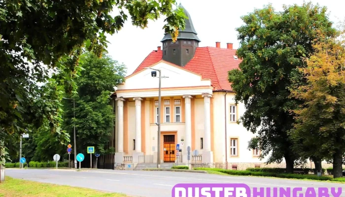 Dombóvári Járásbíróság - Hunyadi Tér 33