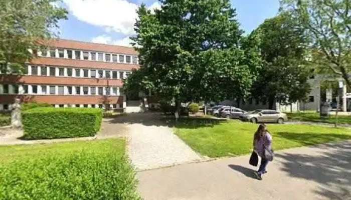 Dombovari Kormanyablak Utcakep Es 360deg - Dombóvár