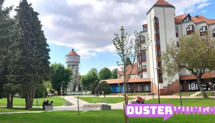 Dombóvári Művelődési Ház - Hunyadi Tér 25