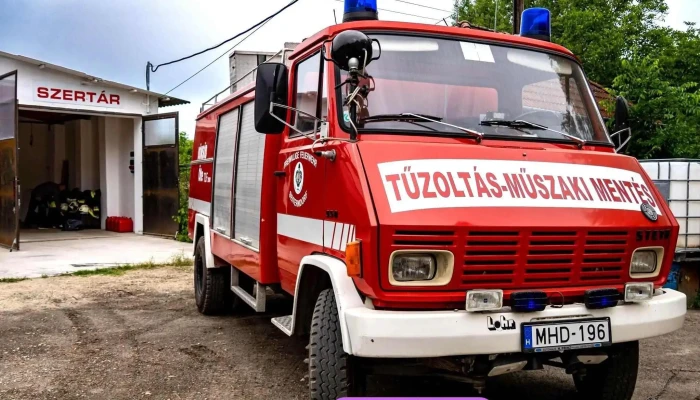 Dömsödi Tűzoltó Egyesület - Petőfi Tér