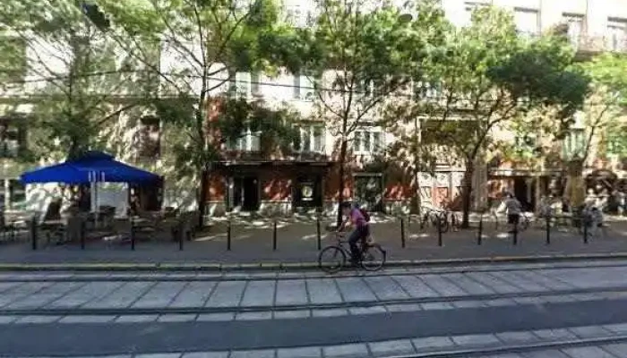 Drop Shop Borbar Es Borszakuzlet Utcakep Es 360deg - Budapest