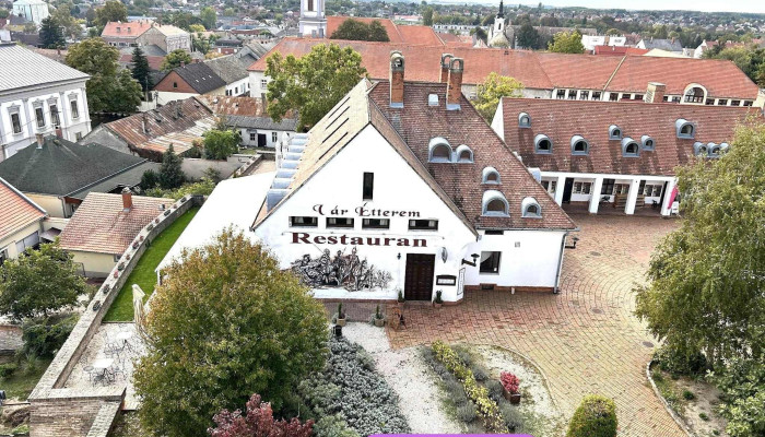 Dunaföldvári Vár Étterem - Rátkay Köz 2