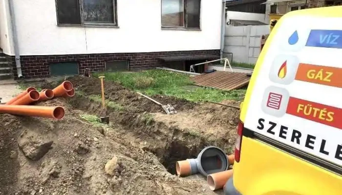 Épgép Esztergom Víz Gáz Fűtészerelés - Simor János U. 69