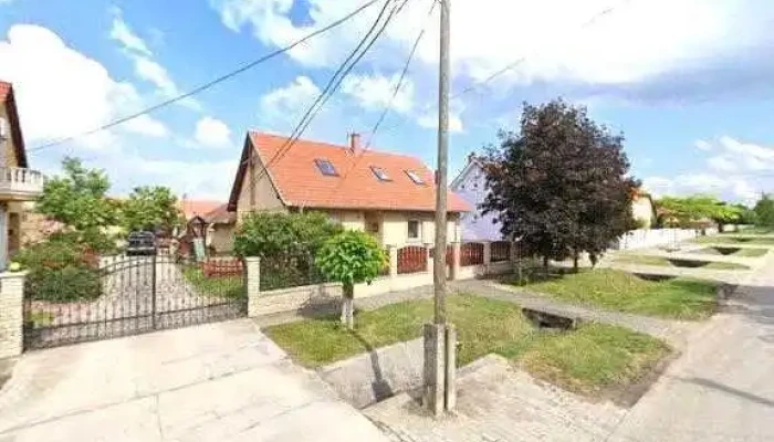 Fekete Attila Ev Gepkolcsonzo Szerviz Szakuzlet Utcakep Es 360deg - Dunaföldvár