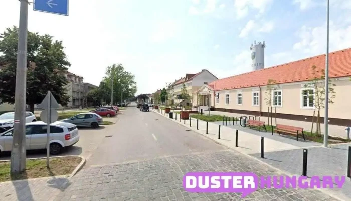 Füzesabonyi Városi Könyvtár - Rákóczi Ferenc Út 52