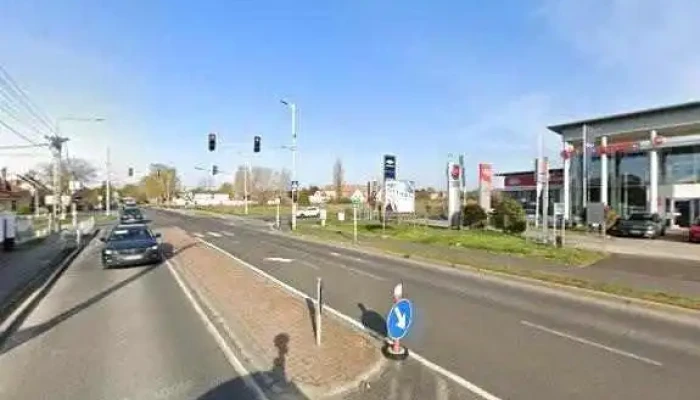 Gadacsi Autohaz Kia Markakereskedes Es Szerviz Utcakep Es 360deg - Keszthely