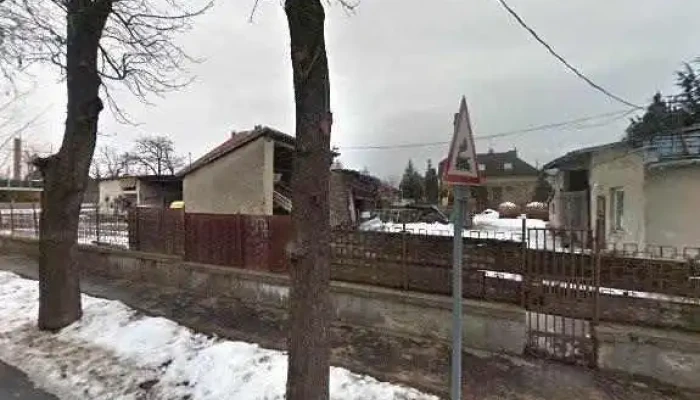 Geoproject Kft Epuletszerkezet Kulso Es Belso Lakatos Munkak Osszes - Budapest