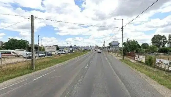 Gepesz Szakaruhaz   Plan Zrt Utcakep Es 360deg - Szolnok