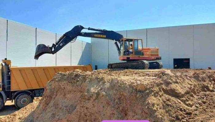 Gépi földmunka Pécs és vonzáskörzetében - Tóépítés Baranya Megye - Fábiántanya-Ipari Park