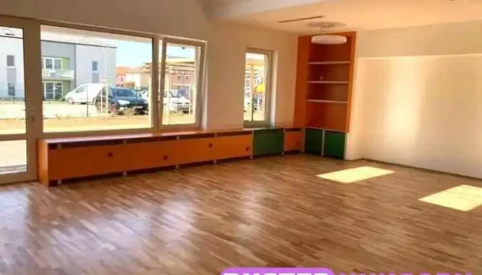 Geplak Kft   Epitoipargeneralkivitelezesepuletgepeszetuzemeltetes A Tulajdonostol - Pécs