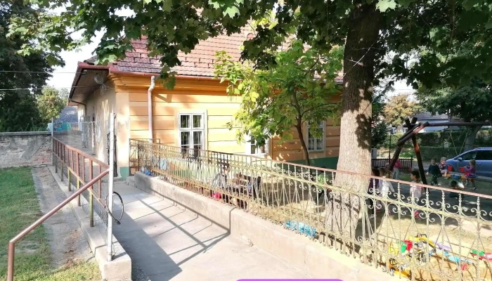 Gyor Moson Sopron Megyei Pedagogiai Szakszolgalat Pannonhalmi Tagintezmenye A Tulajdonostol - Pannonhalma