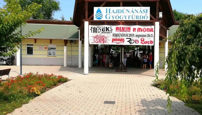 Hajdúnánási Gyógyfürdő - Fürdő U. 7