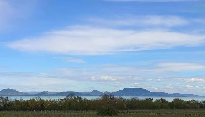 Hamvas Bela Kilato Kozel Hozzam - Balatonberény