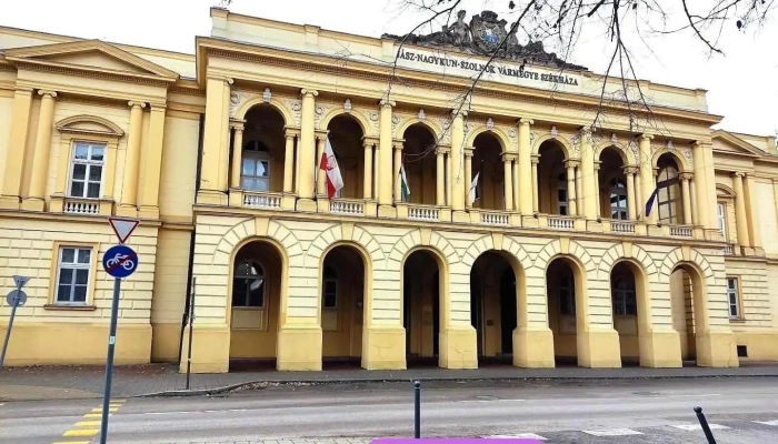 Jász-Nagykun-Szolnok Vármegyei Kereskedelmi és Iparkamara - Szolnok