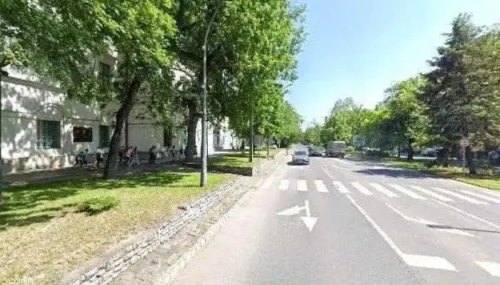 Jaszberenyi Jarasbirosag Utcakep Es 360deg - Jászberény