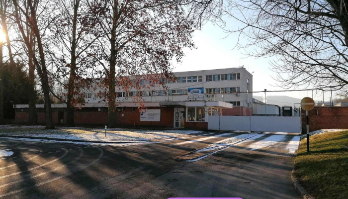 Jasztej Miskolci Tejuzem A Tulajdonostol - Miskolc