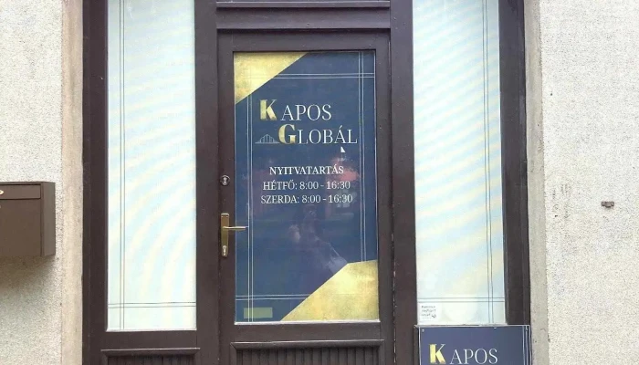 Kapos Globál 2001 Kft. - Arany János Tér 3