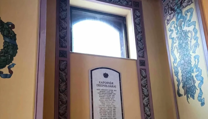 Kaposvari Polgarmesteri Hivatal Kozel Hozzam - Kaposvár
