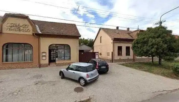 Karosszeria Es Alkatresz Szakuzlet Utcakep Es 360deg - Kiskunfélegyháza