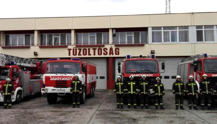 Kiskunfelegyhaza Hivatasos Tuzoltoparancsnoksag Tűzoltosag - Kiskunfélegyháza
