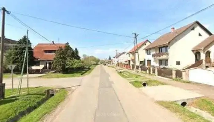 Kollargarage Utcakep Es 360deg - Szurdokpüspöki