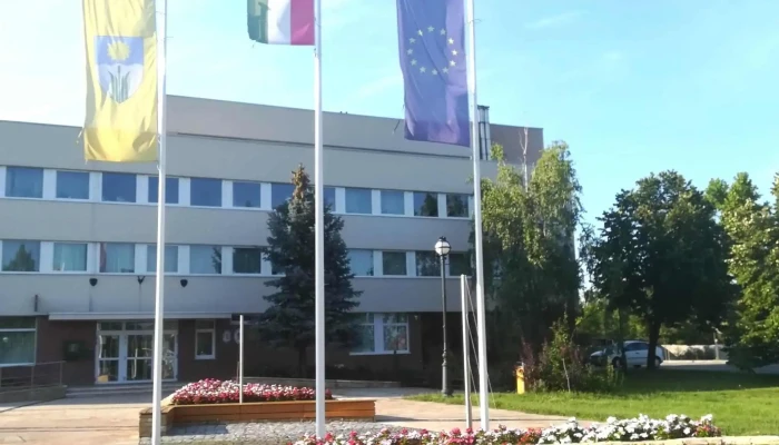 Kormanyablak Allami Kormanyhivatal - Gárdony