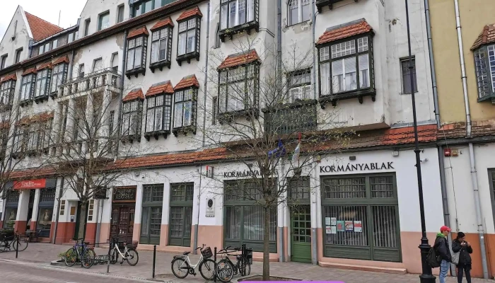 Kormanyablak Kecskemet Rakoczi Ut Osszes - Kecskemét