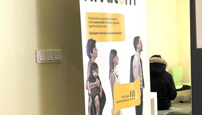 Kormanyablak Kormanyzati Epulet - Gödöllő